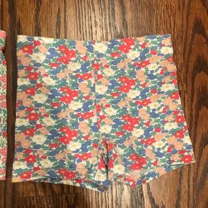 Boden Bottoms - Set of 2 Mini Boden Shorts Boden Bottoms - Set of 2 Mini Boden Shorts
